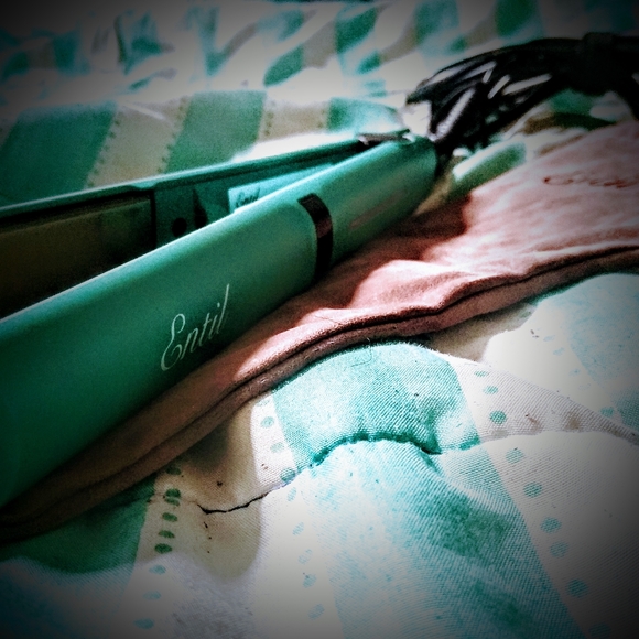 Entil Turquoise straightener - Picture 1 of 3
